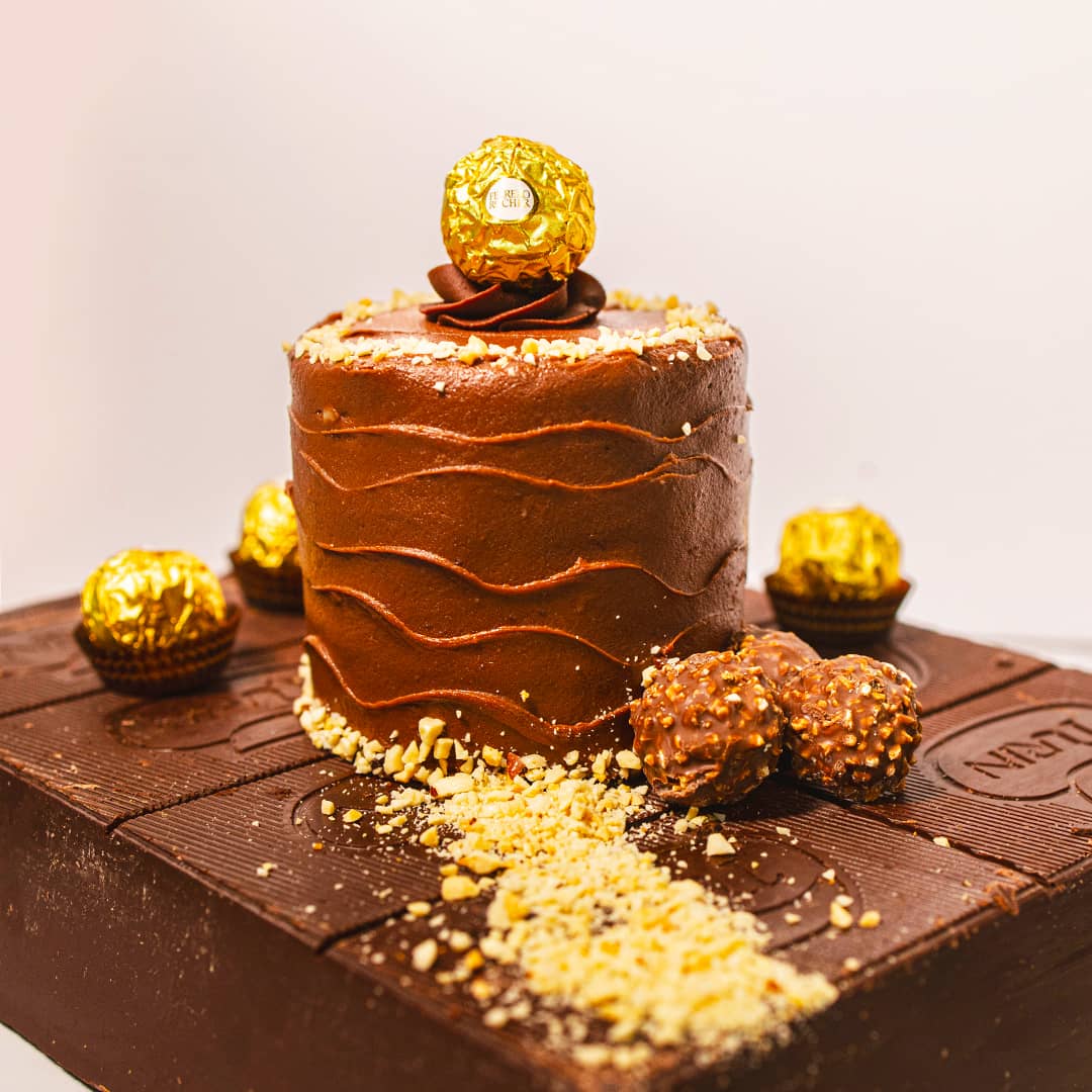 Pastel Ferrero